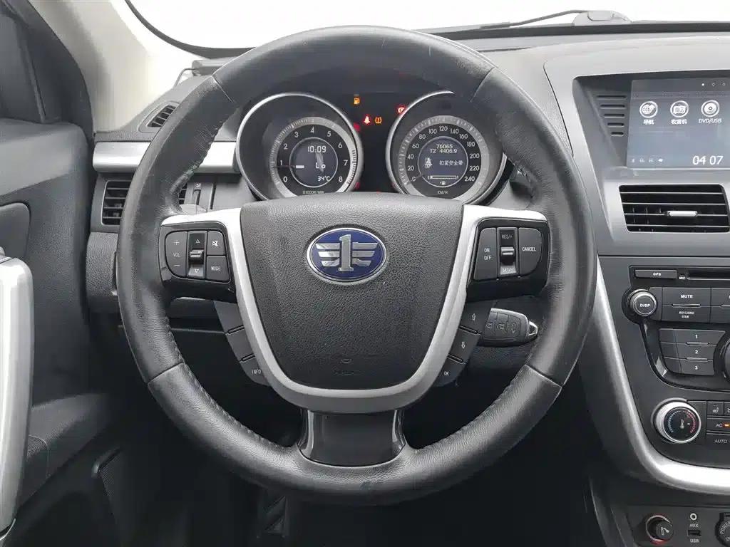 Besturn X80 2013 2.0L Manual Deluxe Edition — миниатюра 11