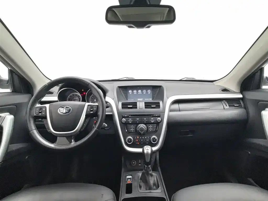 Besturn X80 2013 2.0L Manual Deluxe Edition — миниатюра 5