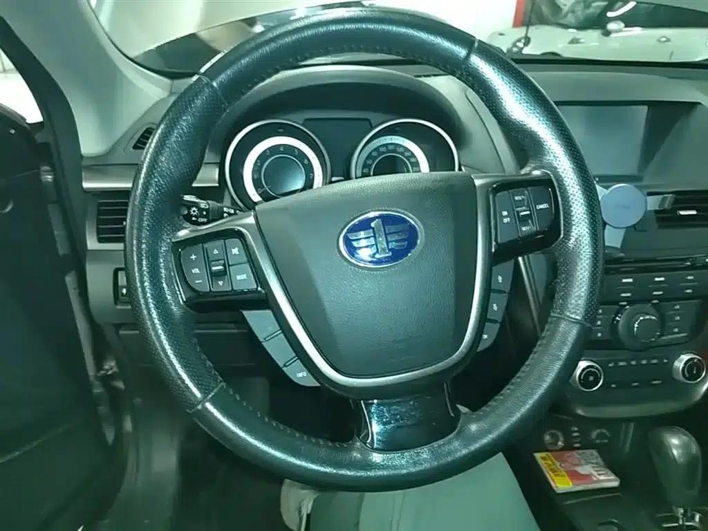 Besturn X80 2016 2.0L Automatic Comfort Model — миниатюра 11