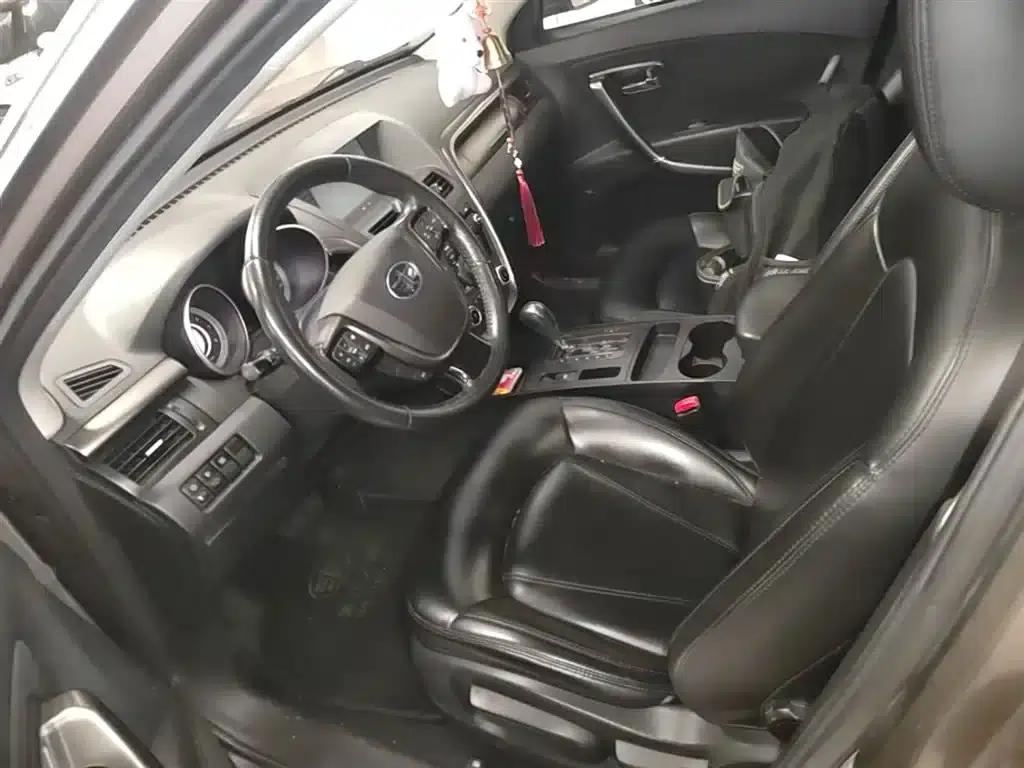 Besturn X80 2016 2.0L Automatic Comfort Model — миниатюра 15