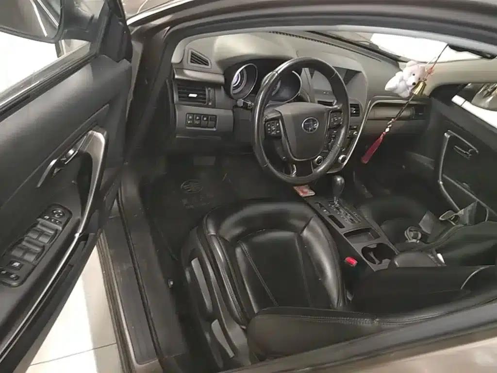 Besturn X80 2016 2.0L Automatic Comfort Model — миниатюра 16