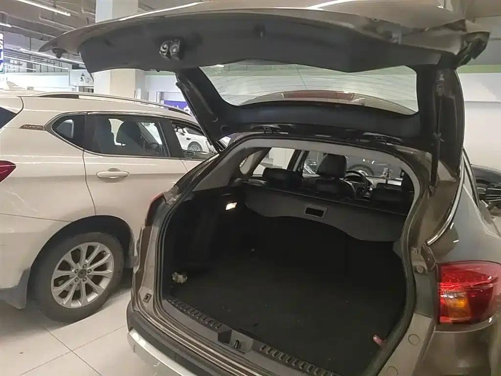 Besturn X80 2016 2.0L Automatic Comfort Model — миниатюра 19