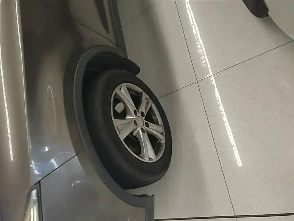 Besturn X80 2016 2.0L Automatic Comfort Model — миниатюра 23