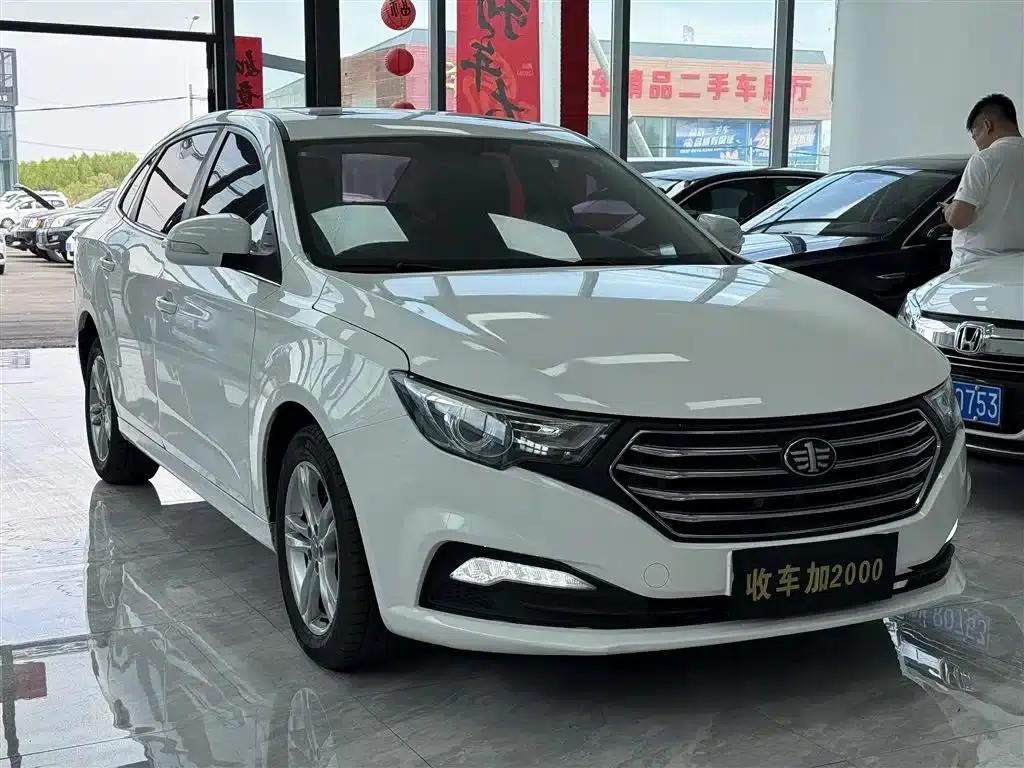 Besturn B30 2016 1.6L Automatic Luxury Edition — миниатюра 3