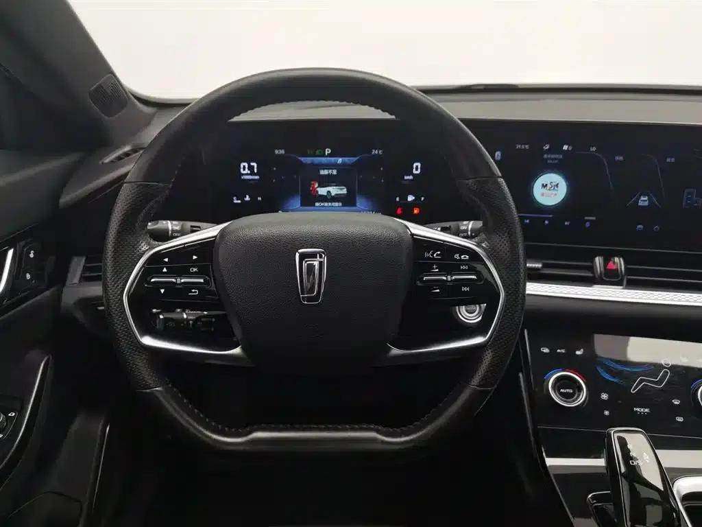 Bestune B70S 2022 1.5T Smart and Trendy Commander — миниатюра 11