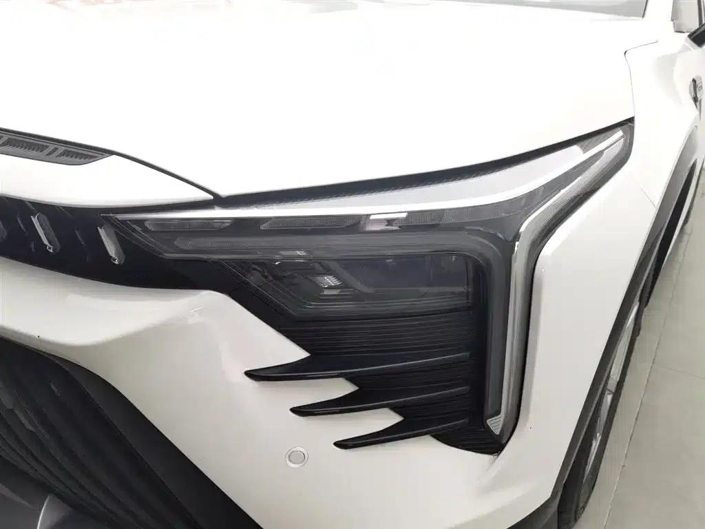 Bestune B70S 2022 1.5T Smart and Trendy Commander — миниатюра 7