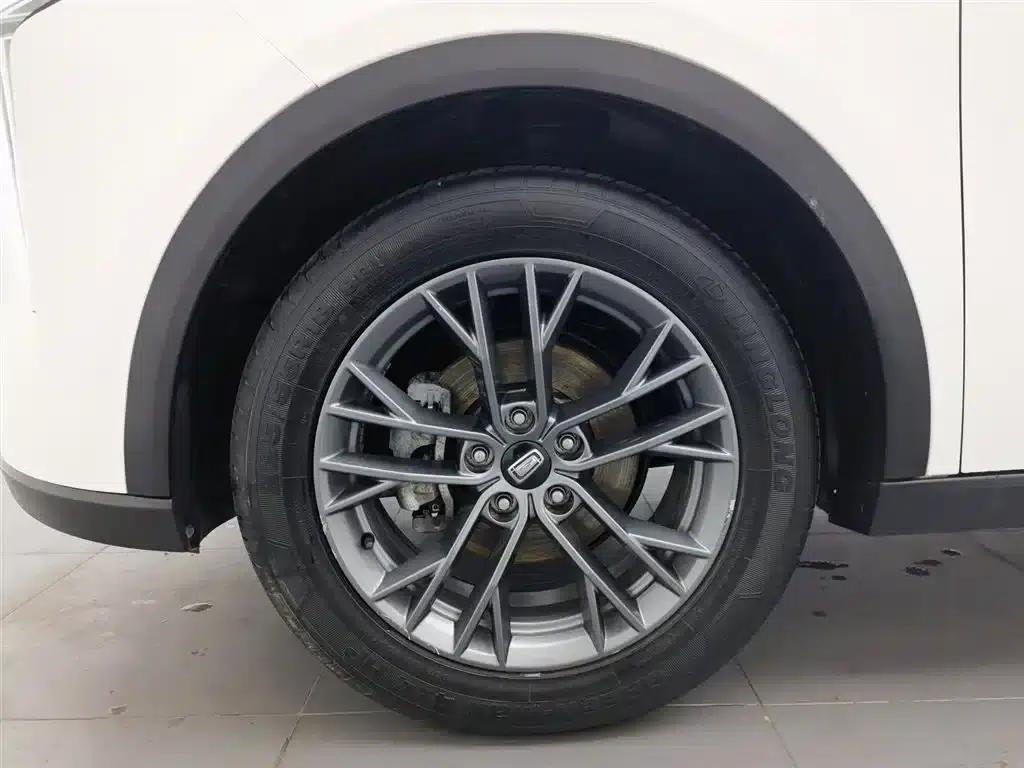 Bestune T55 2022 1.5T Automatic Leap Forward Edition — миниатюра 17