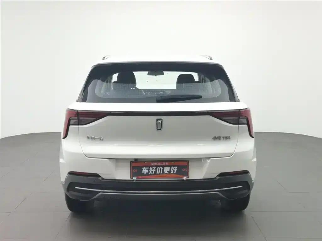 Bestune T55 2022 1.5T Automatic Leap Forward Edition — миниатюра 4