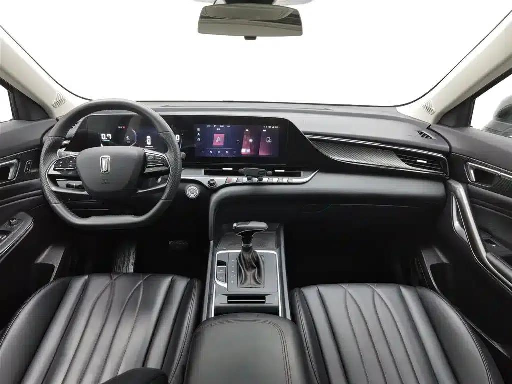 Bestune T55 2022 1.5T Automatic Leap Forward Edition — миниатюра 5