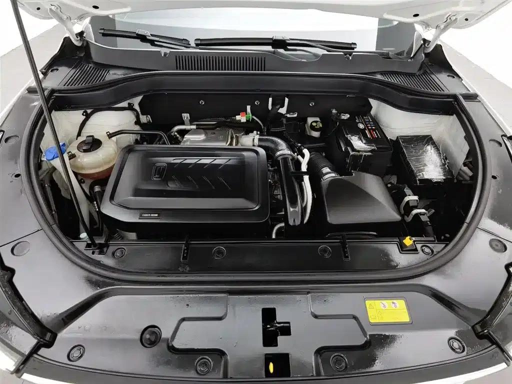 Bestune T55 2022 1.5T Automatic Leap Forward Edition — миниатюра 6