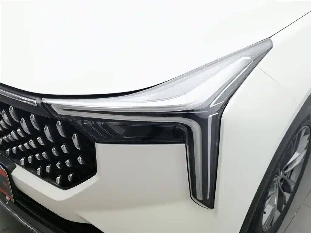 Bestune T55 2022 1.5T Automatic Leap Forward Edition — миниатюра 7