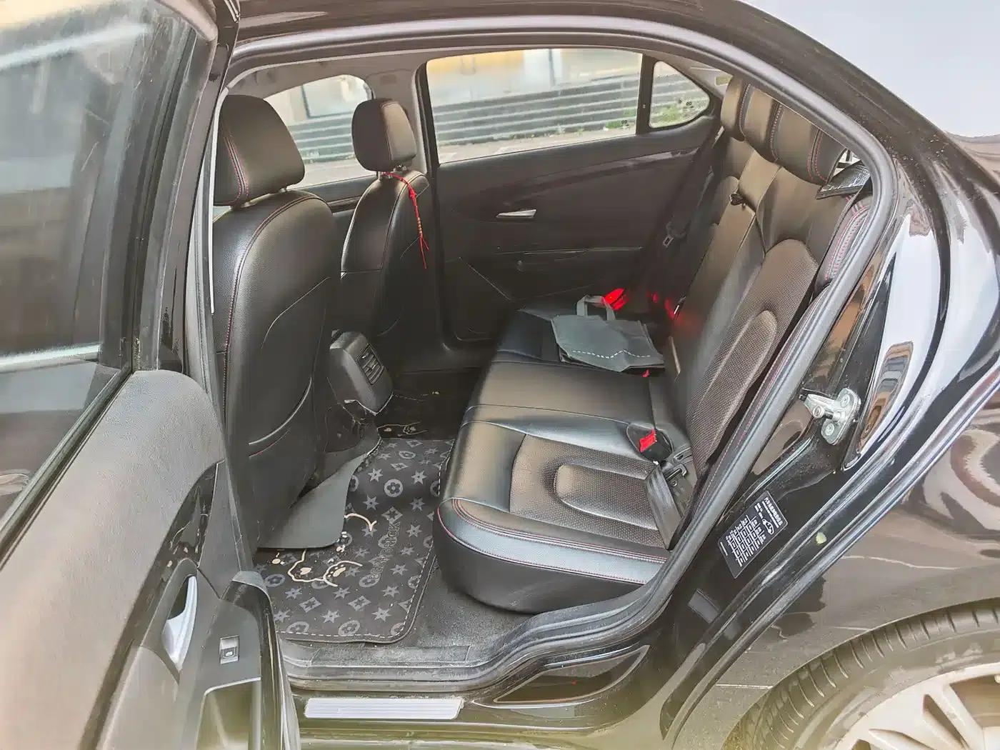 2013 Senova D70 2.0T Luxury Edition — миниатюра 9