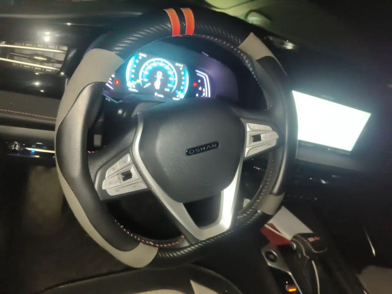 CHANGAN OSHAN X7 PLUS 2022 1.5T Blue Whale Edition Automatic Prestige 7-Seater — миниатюра 11