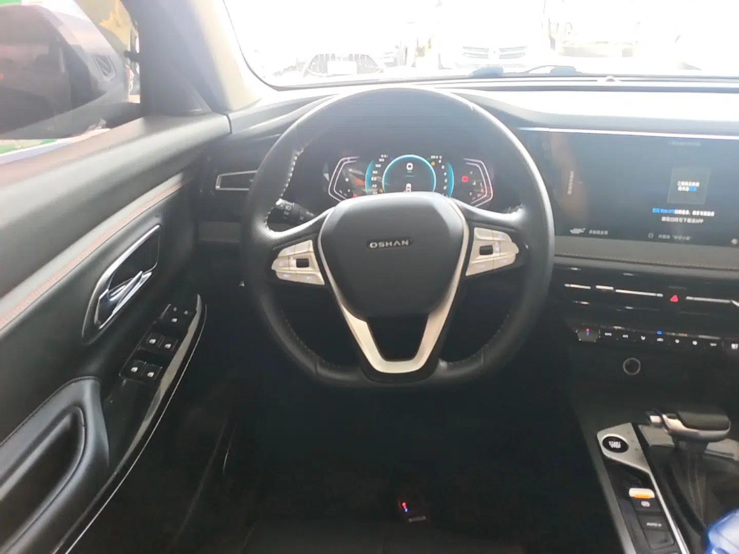 CHANGAN OSHAN X7 PLUS 2022 1.5T Automatic LeYou Edition — миниатюра 14