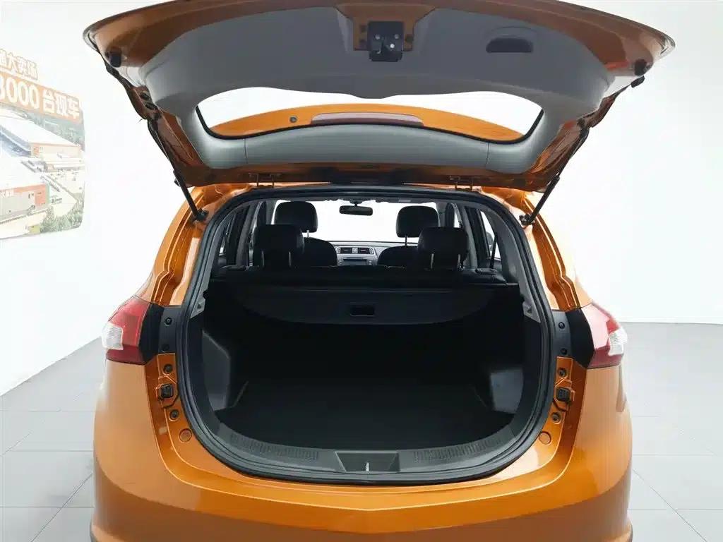 2015 Senova X65 2.0T Automatic Elite — миниатюра 16