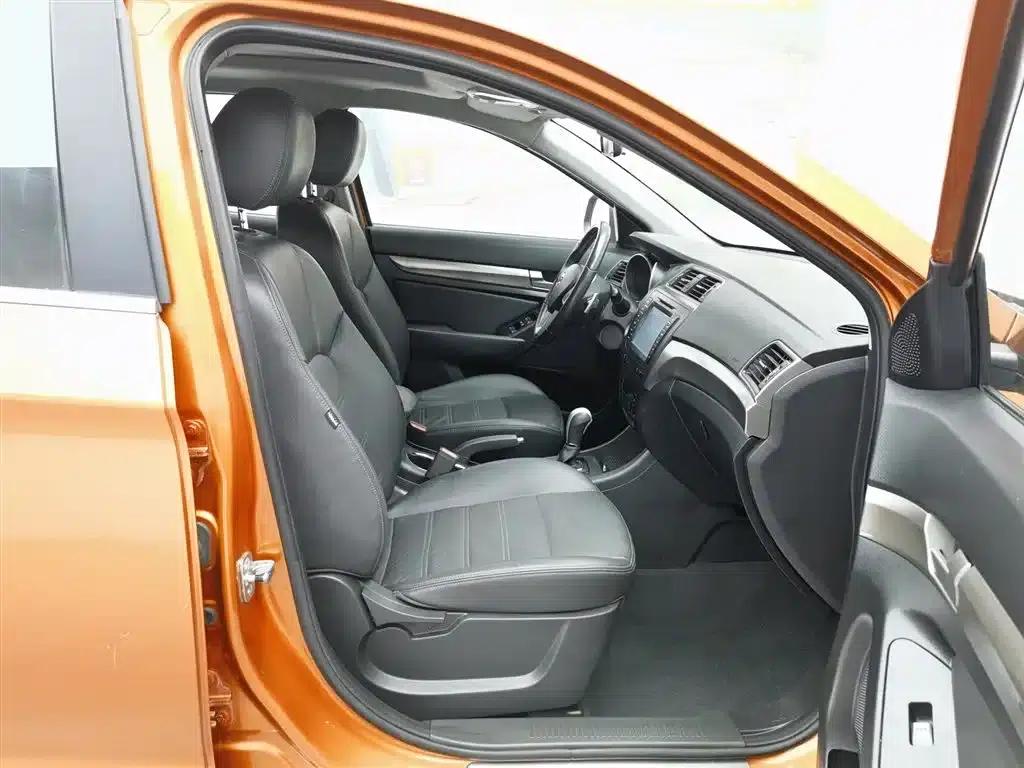 2015 Senova X65 2.0T Automatic Elite — миниатюра 23