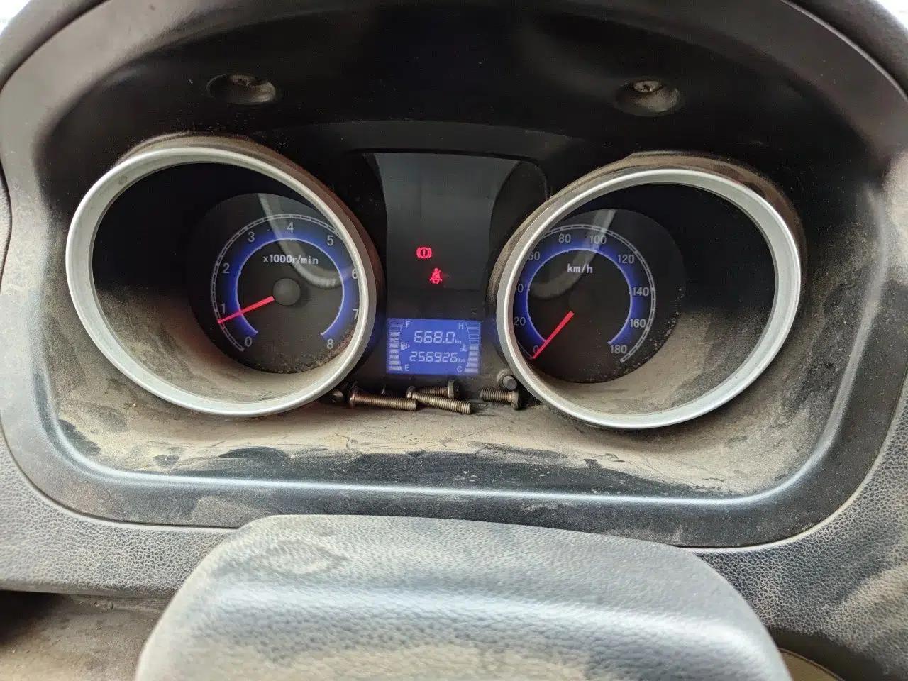 CHANGAN KAICHENG Ruixing M80 2014 1.5L Standard Version 4G15S — миниатюра 13