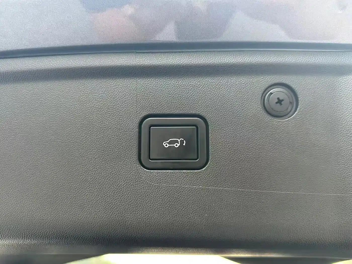 Changan UNI-K 2021 2.0T Premium Edition — миниатюра 21