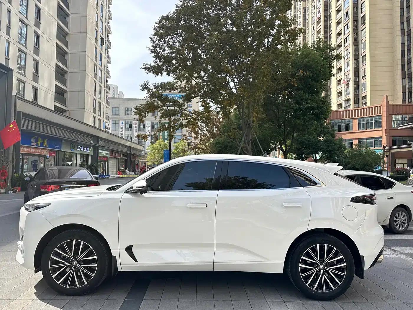 Changan UNI-K 2023 2.0T 2WD Enjoy Edition — миниатюра 3
