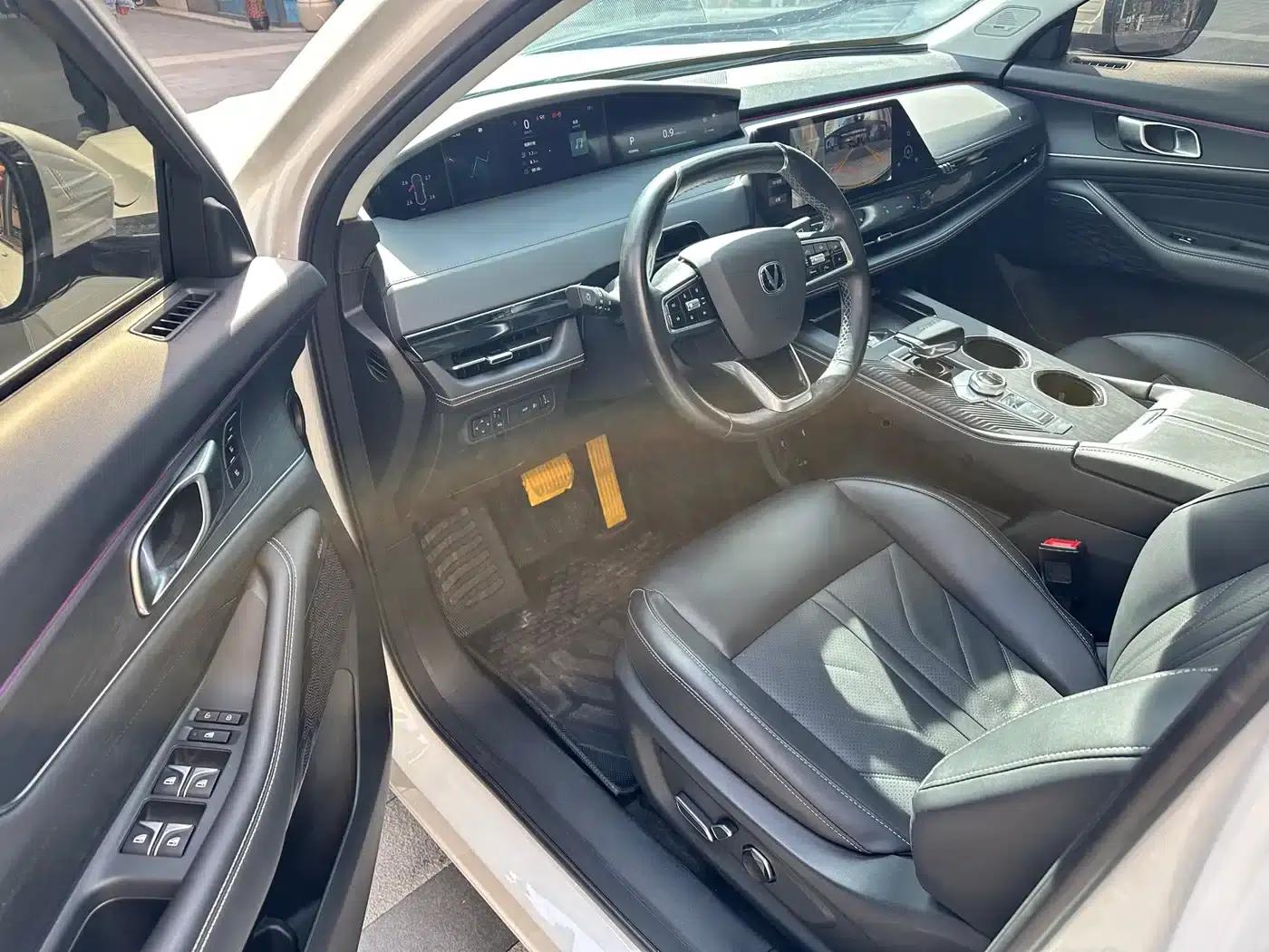 Changan UNI-K 2023 2.0T 2WD Enjoy Edition — миниатюра 6