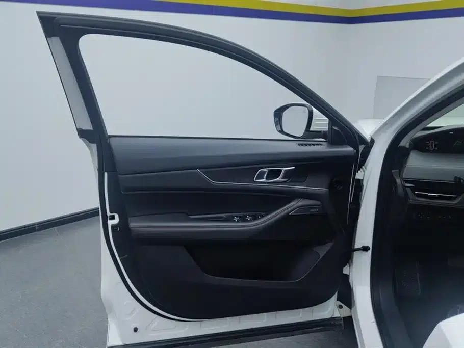 Changan UNI-K 2021 2.0T Premium Edition — миниатюра 7