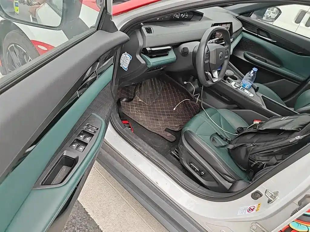 Changan UNI-V Smart Electric iDD 2024 Model Blue Whale Smart Electric iDD 136km Smart Cool Edition — миниатюра 16