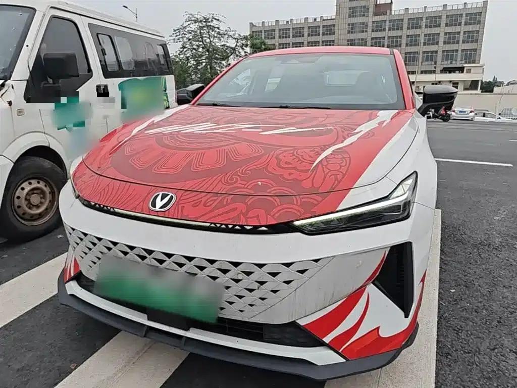 Changan UNI-V Smart Electric iDD 2024 Model Blue Whale Smart Electric iDD 136km Smart Cool Edition — миниатюра 3