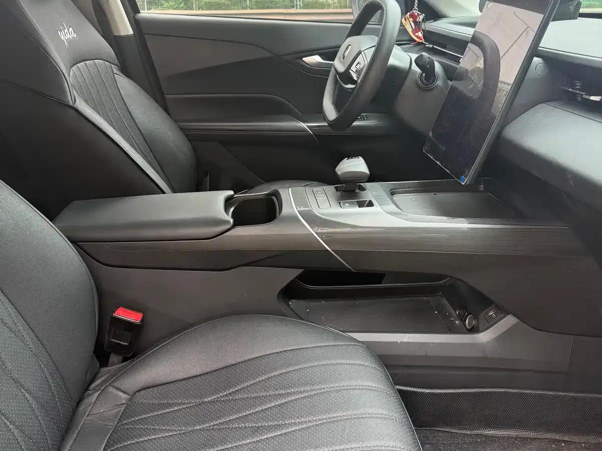 Yida 2023 Blue Whale NE 1.5T GDI DCT Premium Edition — миниатюра 8