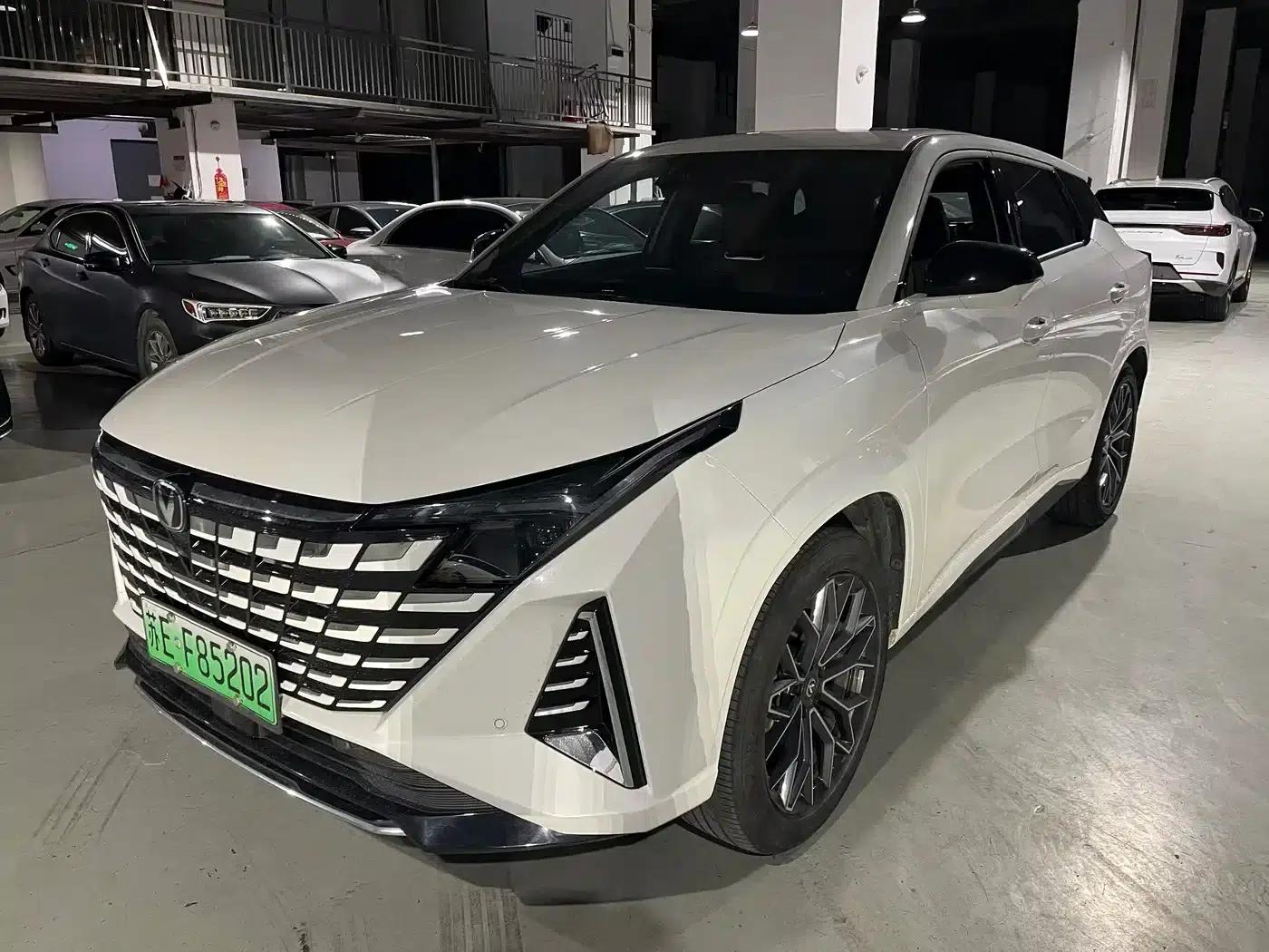 Changan UNI-Z New Energy 2024 Blue Whale Smart Electric iDD 125km Excellent Edition — миниатюра 1