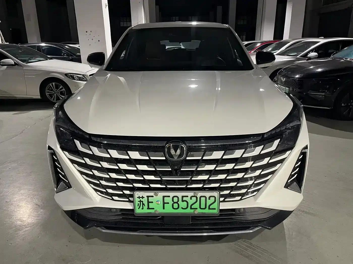 Changan UNI-Z New Energy 2024 Blue Whale Smart Electric iDD 125km Excellent Edition — миниатюра 2