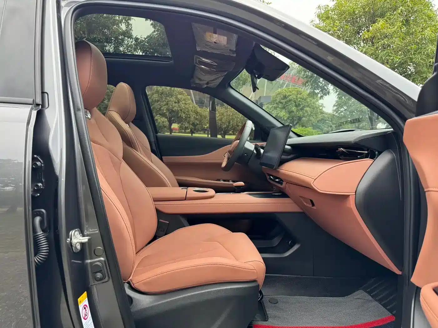 Changan UNI-Z 2025 1.5T Premium Edition — миниатюра 9