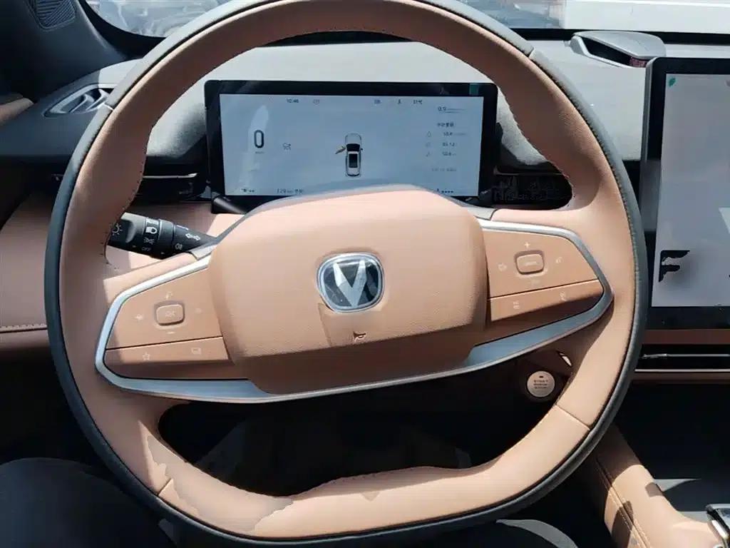 Changan UNI-Z 2025 1.5T Premium Edition — миниатюра 11