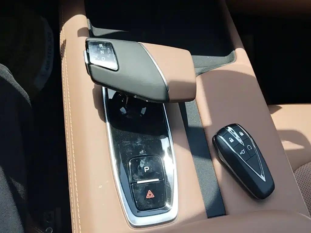 Changan UNI-Z 2025 1.5T Premium Edition — миниатюра 14