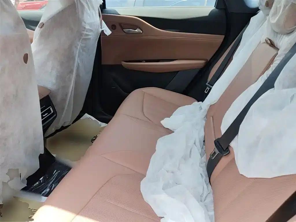 Changan UNI-Z 2025 1.5T Premium Edition — миниатюра 17