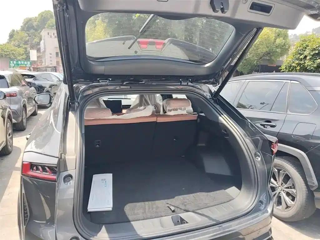 Changan UNI-Z 2025 1.5T Premium Edition — миниатюра 19