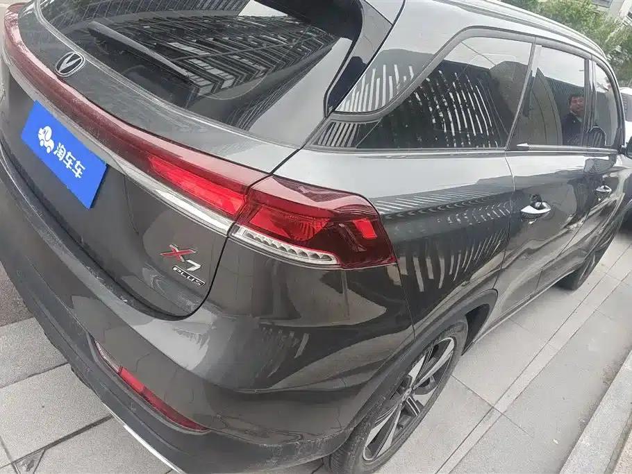 Changan X7 PLUS 2024 1.5T Automatic Premium 7-seater — миниатюра 3