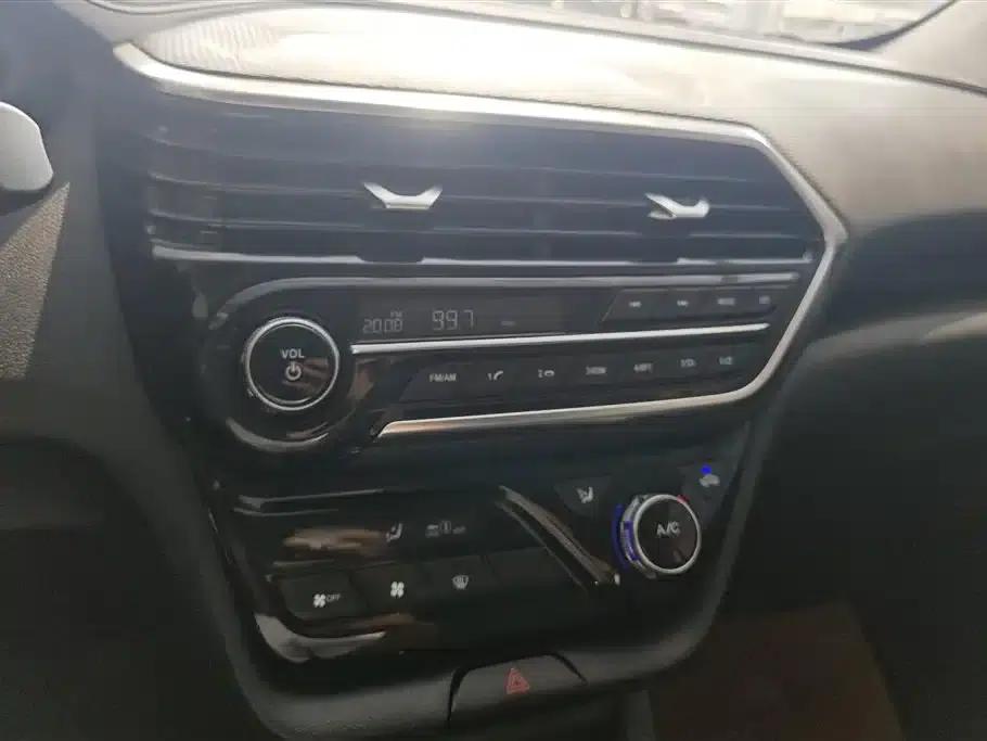 Yuexiang 2019 1.5L DCT Comfort Model (National VI Emission Standard) — миниатюра 13