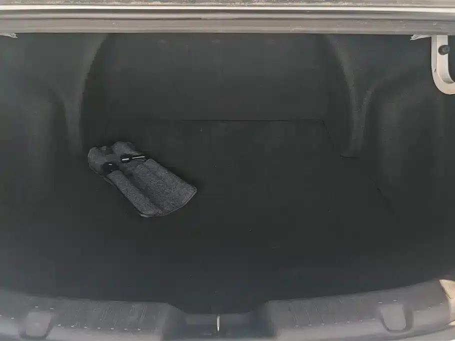 Yuexiang 2019 1.5L DCT Comfort Model (National VI Emission Standard) — миниатюра 4