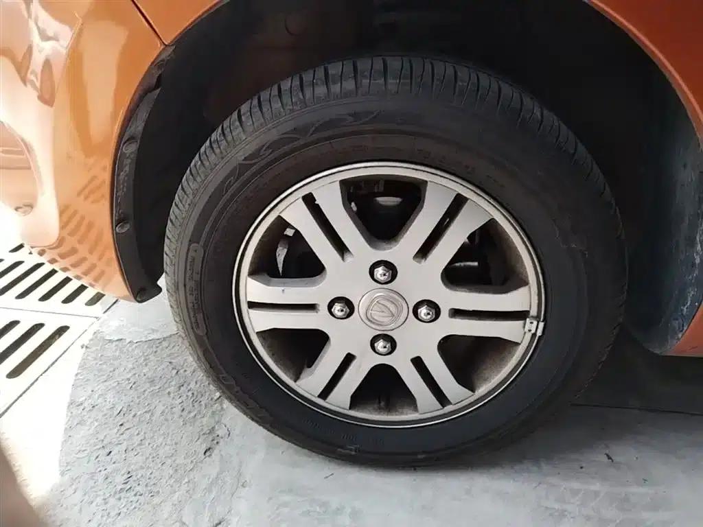 Benben MINI 2012 1.0L Manual Fashion Edition (National V Emission Standard) — миниатюра 23