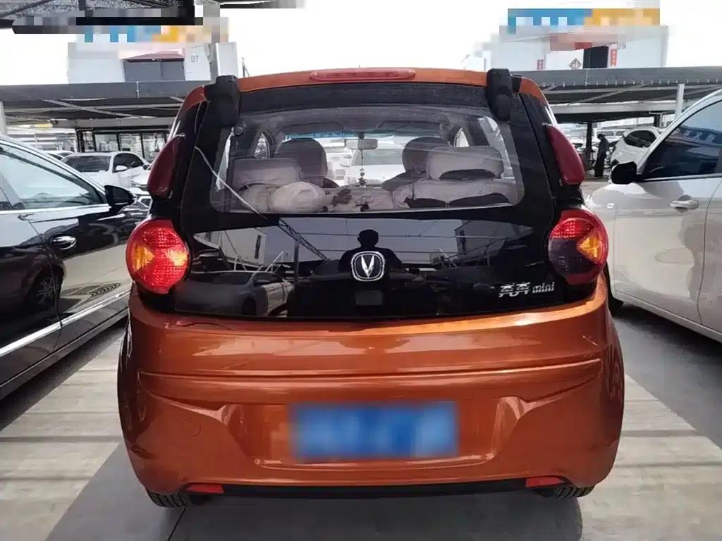 Benben MINI 2012 1.0L Manual Fashion Edition (National V Emission Standard) — миниатюра 6