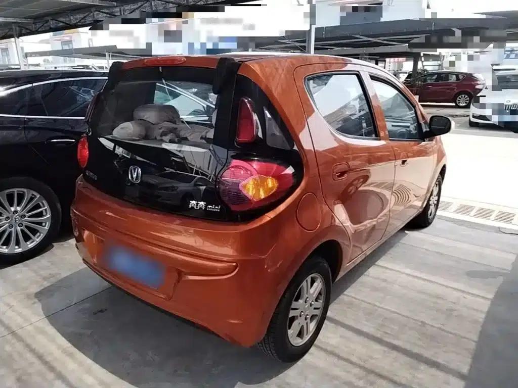 Benben MINI 2012 1.0L Manual Fashion Edition (National V Emission Standard) — миниатюра 7