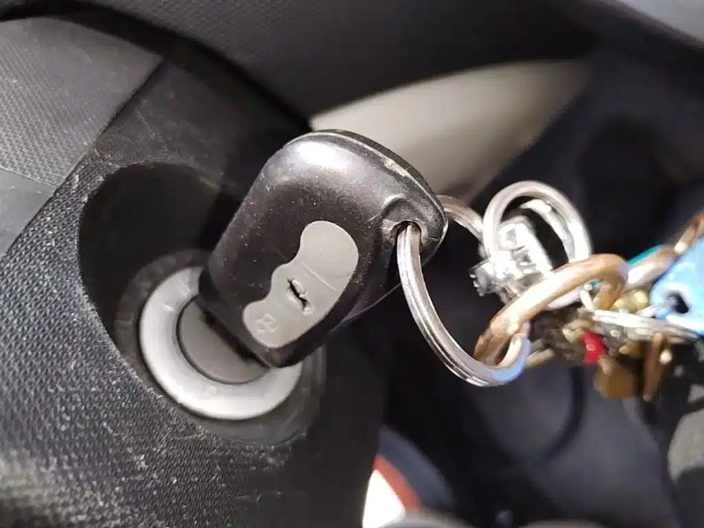 Benben MINI 2012 1.0L Manual Fashion Edition (National V Emission Standard) — миниатюра 9