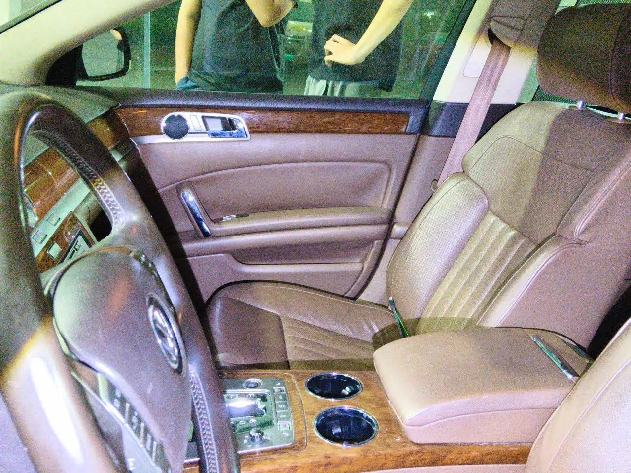Volkswagen Phaeton 2012 3.0L Business Edition — миниатюра 16