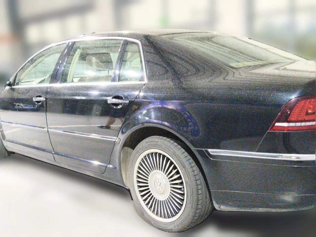 Volkswagen Phaeton 2012 3.0L Business Edition — миниатюра 4
