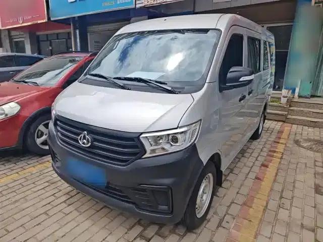 Crossstar V3 2023 1.5L Gasoline Enjoyable 7-Seater Bus