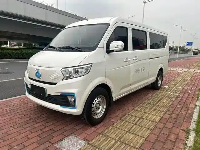 CrossStar V7 EV 2025 Model, 255km/h Comfort, 6 Seats, 41.86kWh