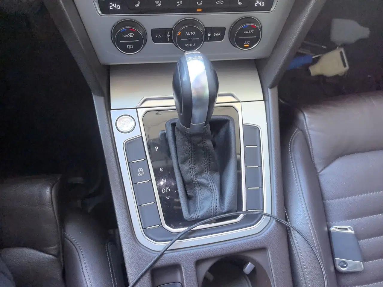 Volkswagen Variant 2016 280TSI Two-Wheel-Drive Comfort Edition — миниатюра 15