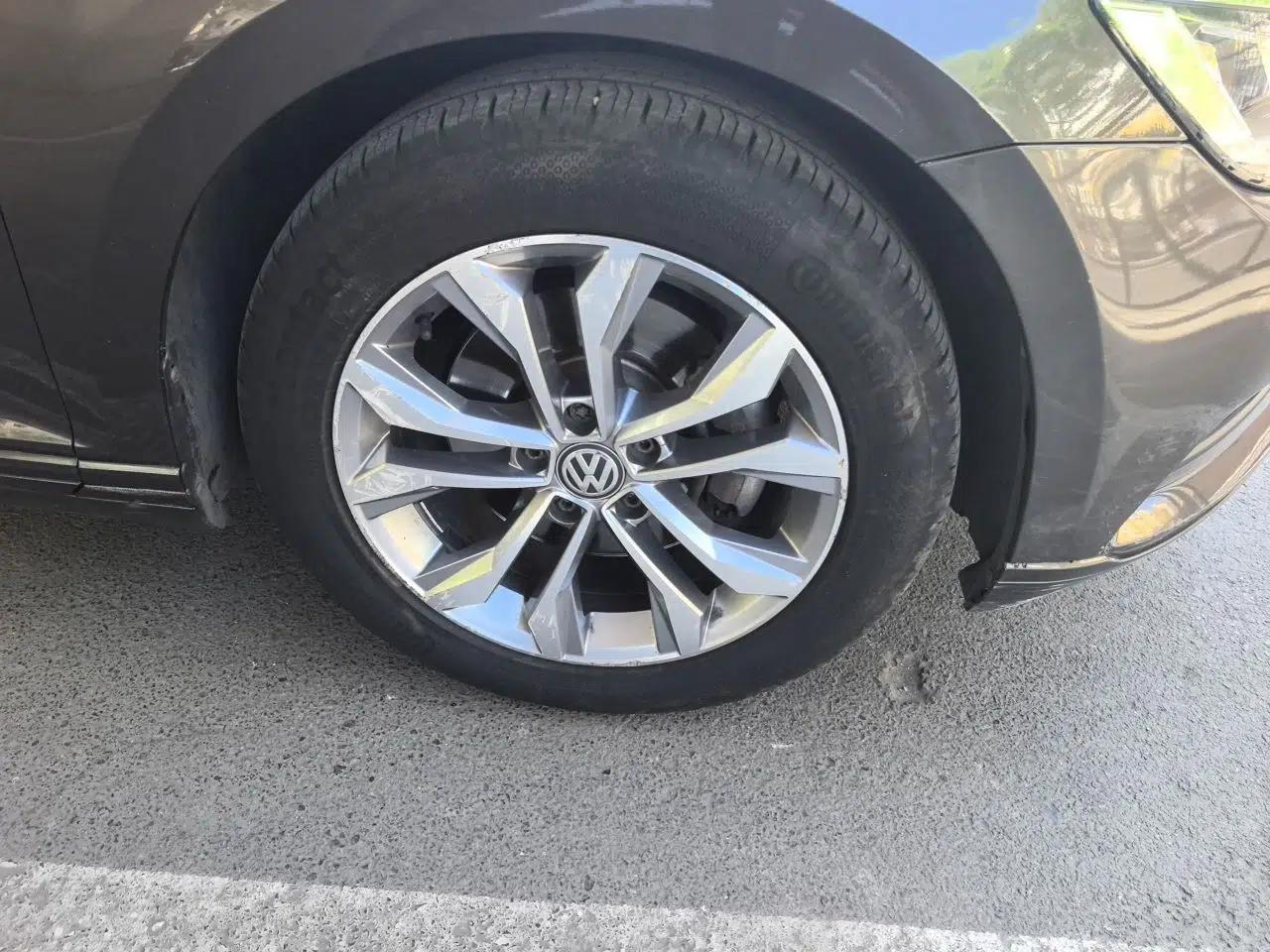 Volkswagen Variant 2016 280TSI Two-Wheel-Drive Comfort Edition — миниатюра 8