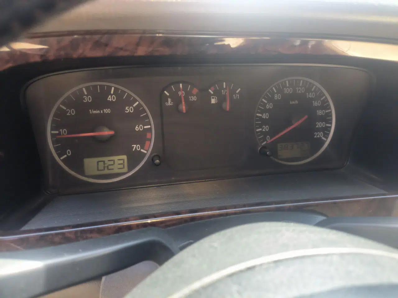 Volkswagen Santana Vista 2006 1.8L Manual Base Model — миниатюра 12