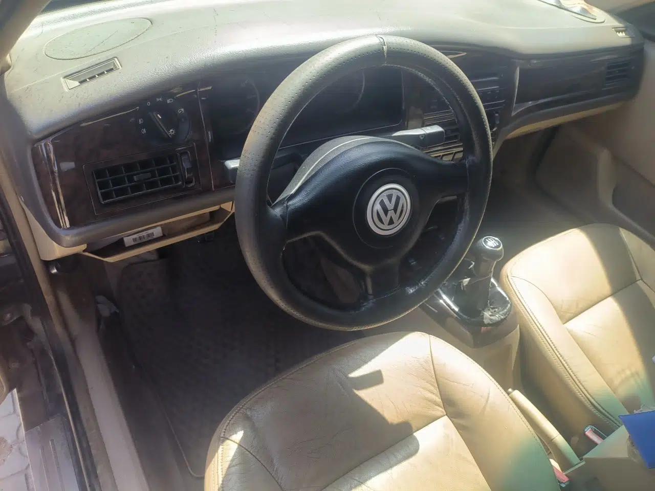 Volkswagen Santana Vista 2006 1.8L Manual Base Model — миниатюра 10